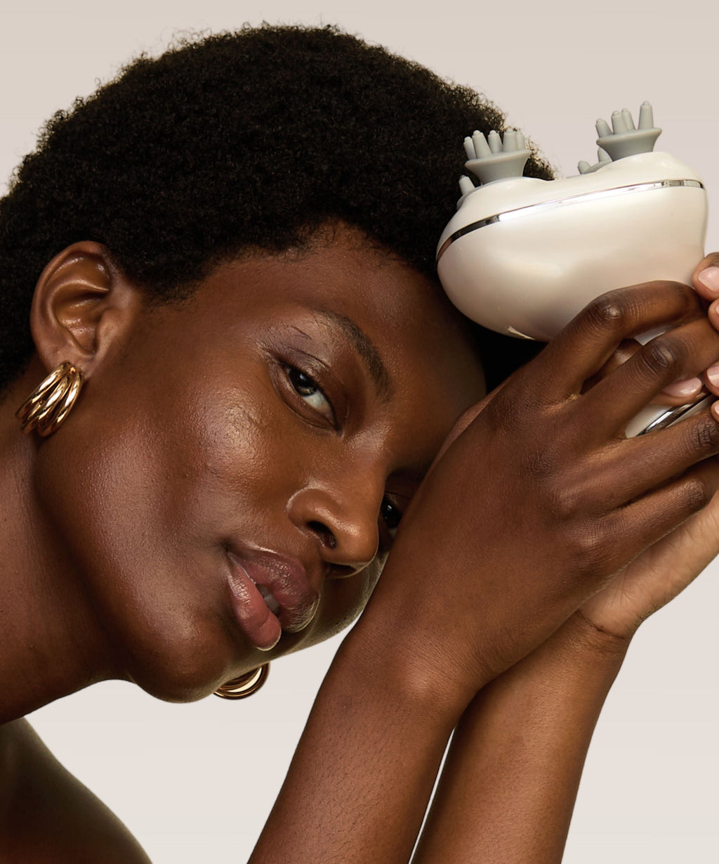 MASSEUR DE CUIR CHEVELU